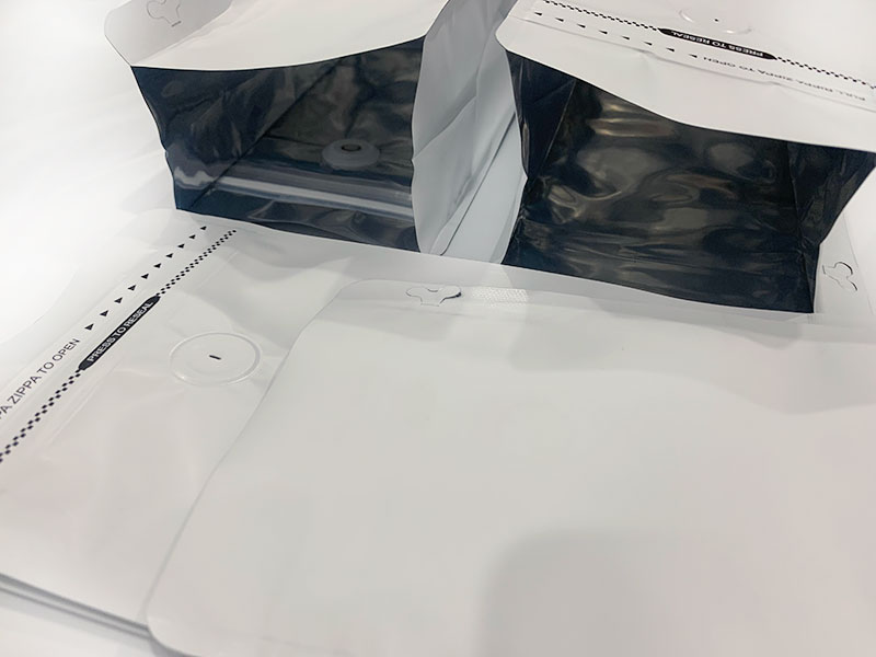 霧面電鍍有氣閥口袋夾鏈